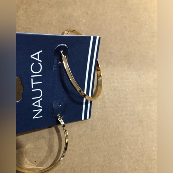 Nautica‎ gold tone circle angular hoop earrings new - Picture 12 of 14